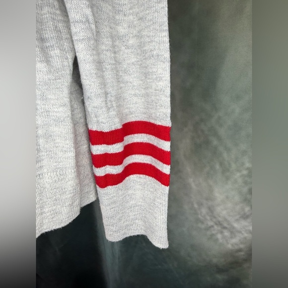 ❤️LOFT Gray Sweater with Red Heart Accent❤️ - Picture 3 of 8